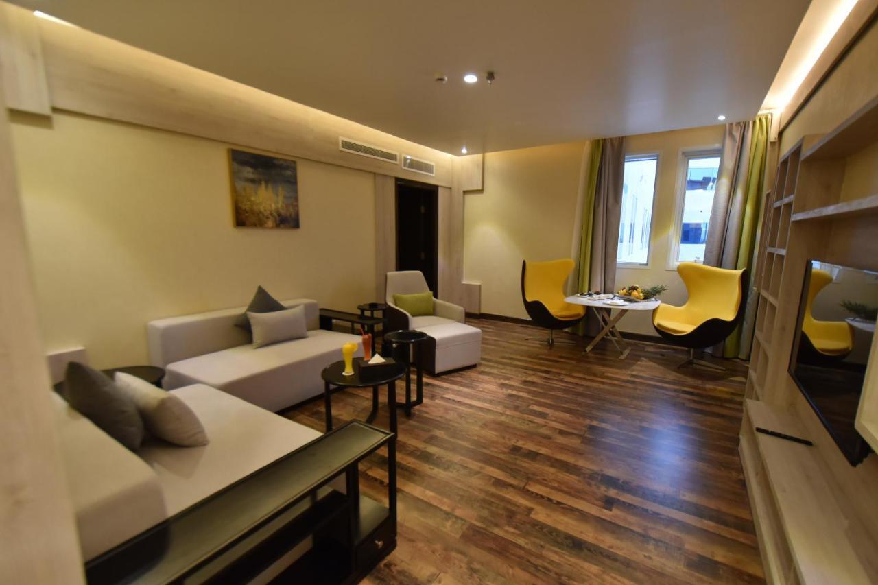 The District Hotel Najran Exterior foto